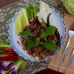 ลาบเนื้อ