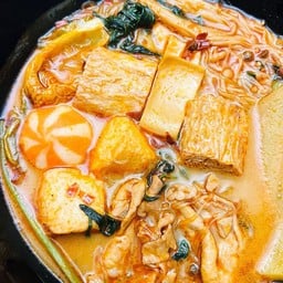 HOMLA MALATANG - หอมล่า หม่าล่าทั่ง