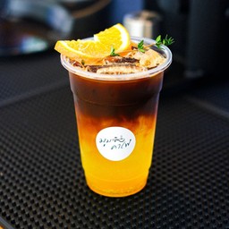 Iced Americano Yuzu (ปกติความหวานจากยูสุเท่านั้น)