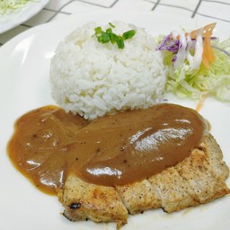 ข้าวหน้าสเต็กหมู