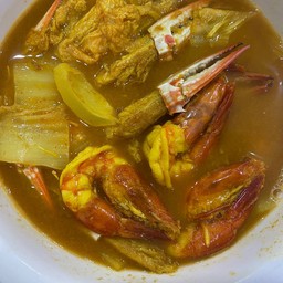 แกงส้มใต้หน่อไม้กุ้ง