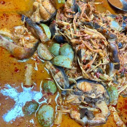 ผัดเผ็ดปลาดุกสด