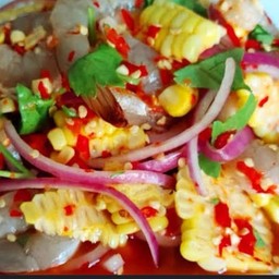 ยำข้าวโพดกุ้งสด