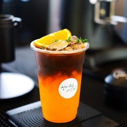 อเมริกาโน่น้ำส้ม (น้ำส้มแท้ 100% ปกติไม่ใส่ไซรัป)