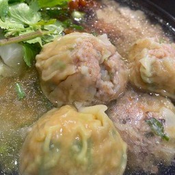 ขนมจีบกุ้งทรงเครื่อง