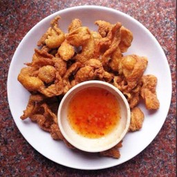 หนังไก่ทอด