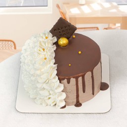 เค้กกุหลาบขาว