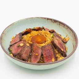 ข้าวผัดมันเนื้อไข่แดงดอง