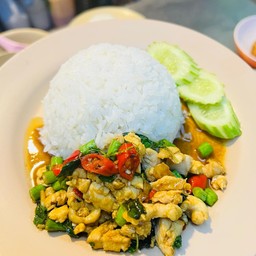 ข้าวกระเพราไก่