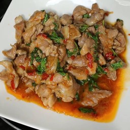 ผัดกระเพราไก่ - เป็นกับ