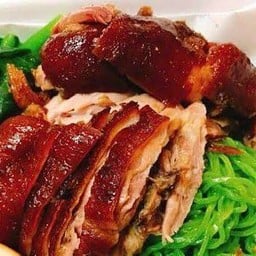 บะหมี่หยกขาหมูแห้ง