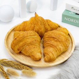 ครัวซองท์ 50 กรัม (ชิ้น)