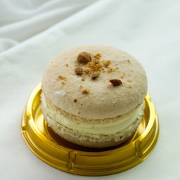 มาการองคาราเมล(กล่องโดม)