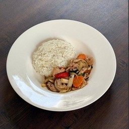 ข้าวราดพริกไทยดำ