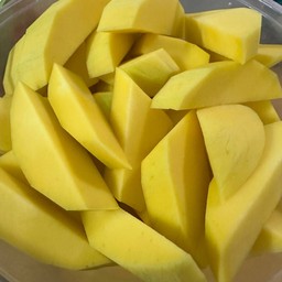 มะม่วงแก้วขมิ้นหั่น 250 กรัม