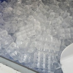 น้ำแข็ง