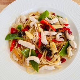 สปาเก็ตตี้ผัดขี้เมา - ไก่