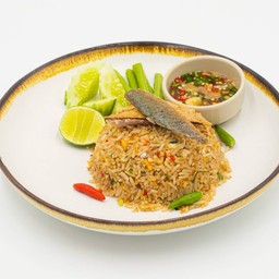ข้าวผัดปลาทูพริกสด