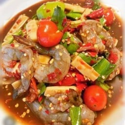 ตำกุ้งสดใส่หน่อไม้