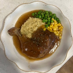 ไก่อบมันบด