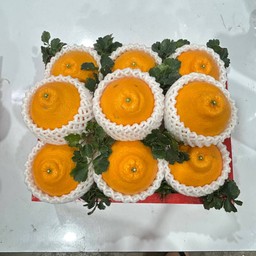 02 กระเช้าส้มจุก 9 ลูก ( S ) พร้อมตกแต่ง