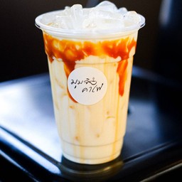 นมสดคาราเมลเย็น