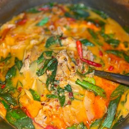 แกงเผ็ดหน่อไม้ดอง