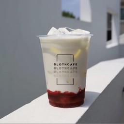 สตอเบอรี่นมสด