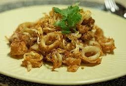 ปลาหมึกทอดกระเทียม