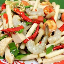 ยำไหลบัวหมูยอกุ้งสด