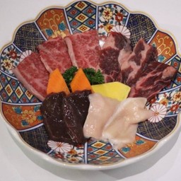 Nikuya Teishoku Set (Karubi, Harami, random 2 type of offals))