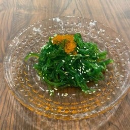 ยำสาหร่ายไข่กุ้ง