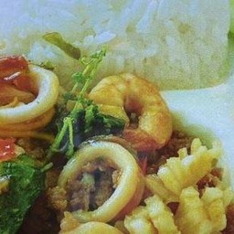 ข้าวกะเพราทะเล