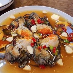 ยำปูไข่ ไข่ปู ฟินๆ size 2 ตัว 1 กล่อง