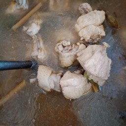 ต้มยำไก่บ้าน