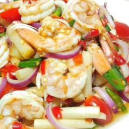 ยำไหลบัวกุ้งสุก