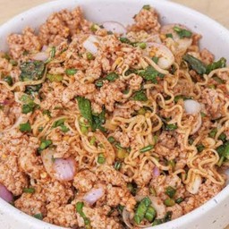 ลาบมาม่าหมูสับ