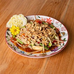 ตำปลาร้า Papaya Salad with Salted  and Pickled Fish