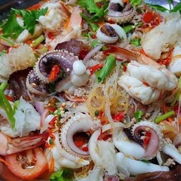 ยำวุ้นเส้น  ปลาหมึกสาย