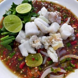 ยำไข่ปลาหมึก