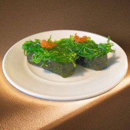 ข้าวหน้าสาหร่าย 2 คำ