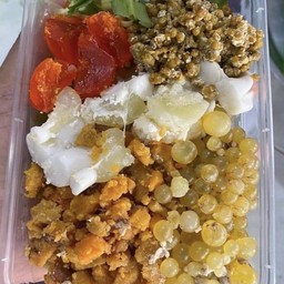 ยำรวมไข่ทะเล