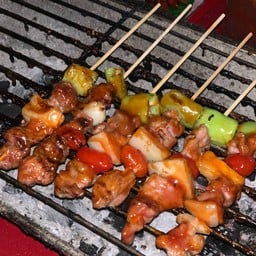 ข้าวคอหมูย่าง_กระเพราคอหมูย่าง_หมูย่างเเจ่ว