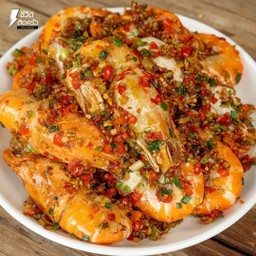 กุ้งใหญ่ผัดพริกเกลือครึ่งกิโล