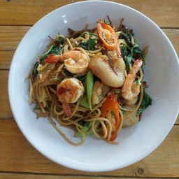 สปาเก็ตตี้ผัดขี้เมา