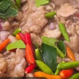 ข้าว ไก่ผัดกะปิ