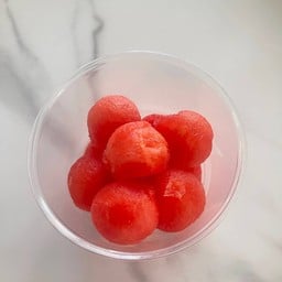 Fruitball ผลไม้พร้อมทาน