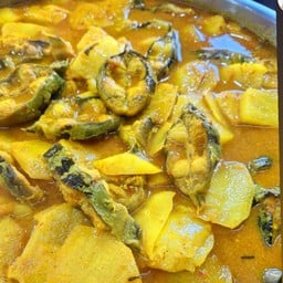 แกงส้มปลาดุก