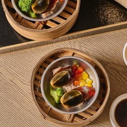 ไข่เยี่ยวม้าทรงเครื่อง