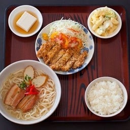 (704) หมูทอดญี่ปุ่นกับโซบะ ชุดเล็ก